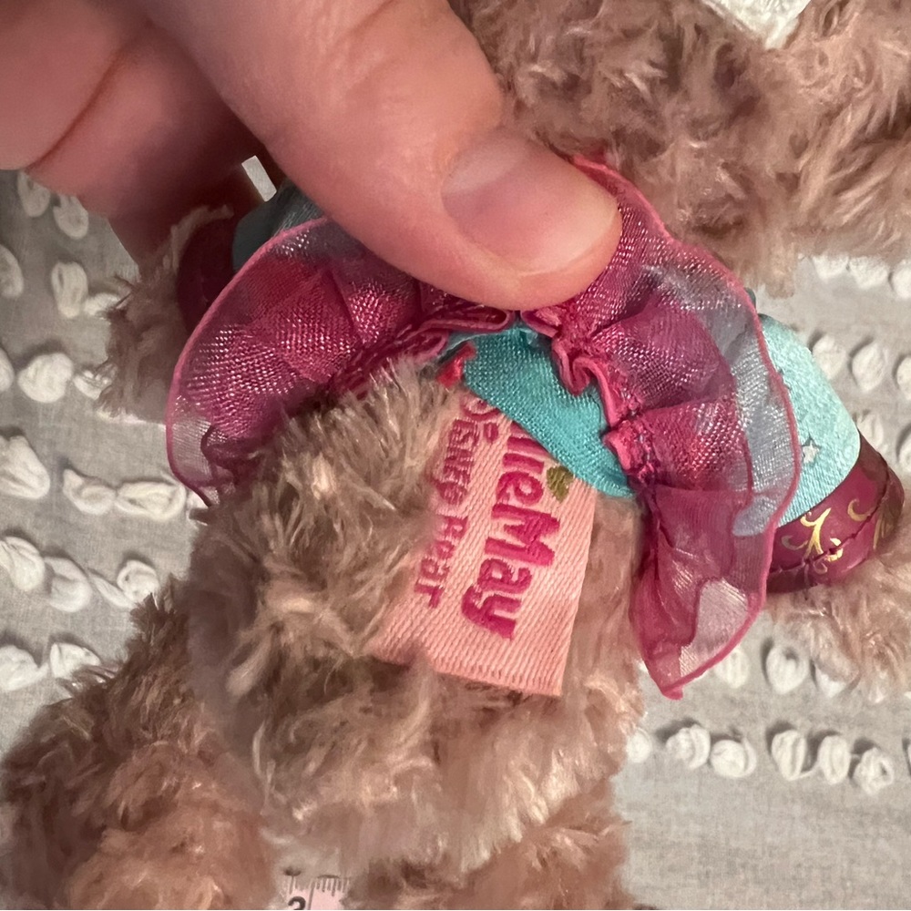 Shellie May Keychain - Picture 3 of 3